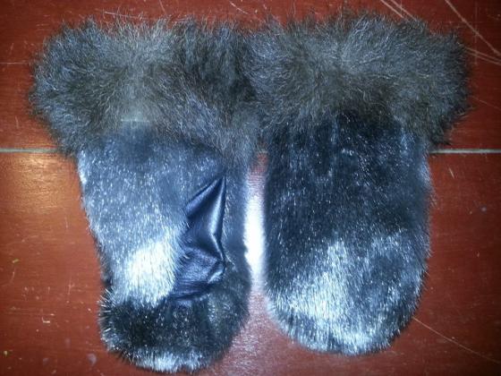 Sealskin (natural) with muskox trim