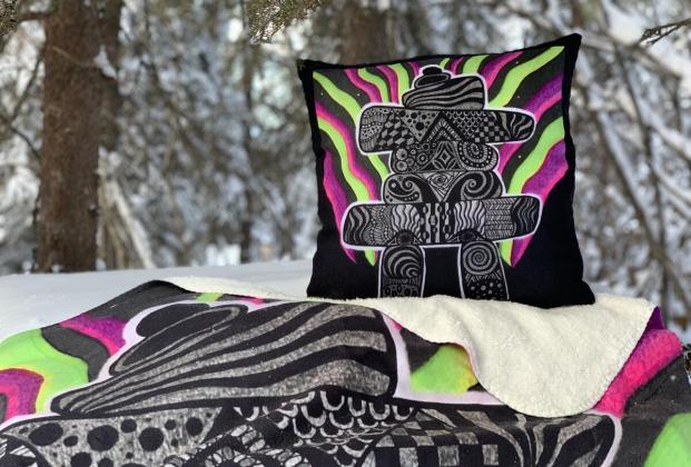 Soft Sherpa Fleece Throw & Matching Pillow 