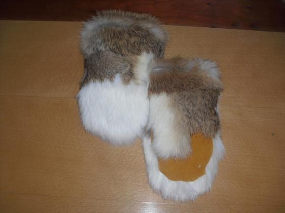 Ladies rabbit hide mitts