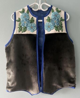 Beaded nattiq vest