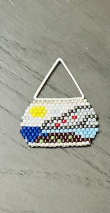 Bear rock mountain earrings made out of delica beads