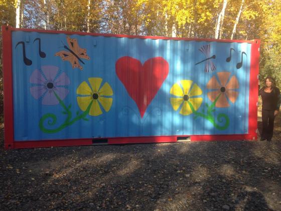 PAINTED SHIPPING CONTAINER FOR ITI SUMMER 2014 - McKinnon Park Norman Wells