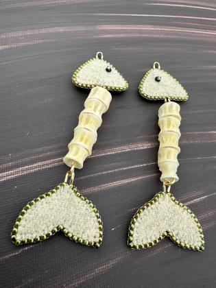 Fish vertebrae earrings 