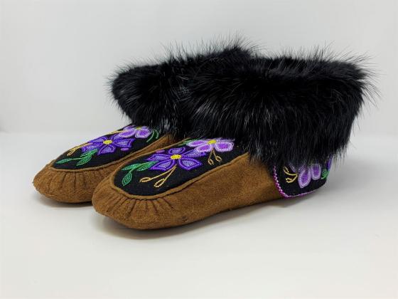 Men's Beaded Moosehide Moccasins