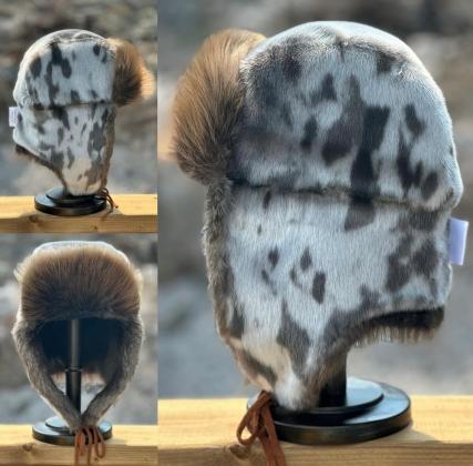 Nattiq Nahaq (sealskin hat)