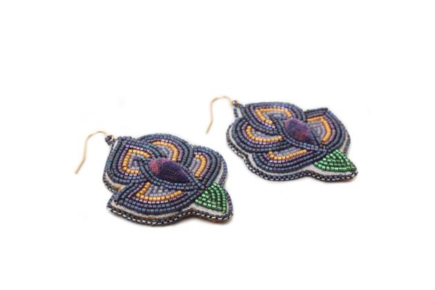 Earrings with tufting and beading