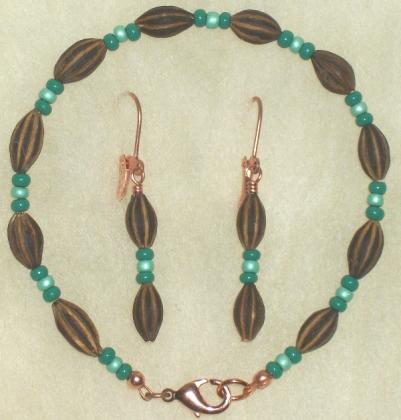 Wolf Willow and glass beaded bracelet and earrings with copper