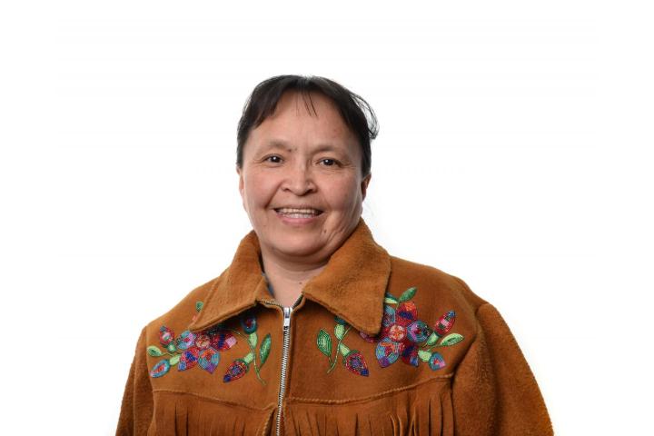 Featured Image for Edith Mackeinzo