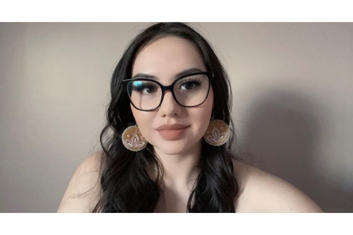 Featured Image for Roxanne Kotchilea