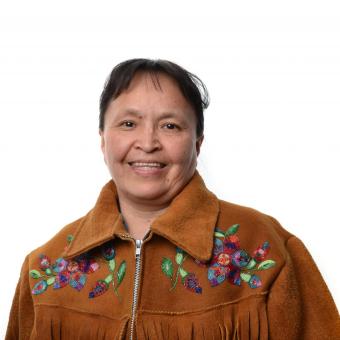 Featured Image for Edith Mackeinzo